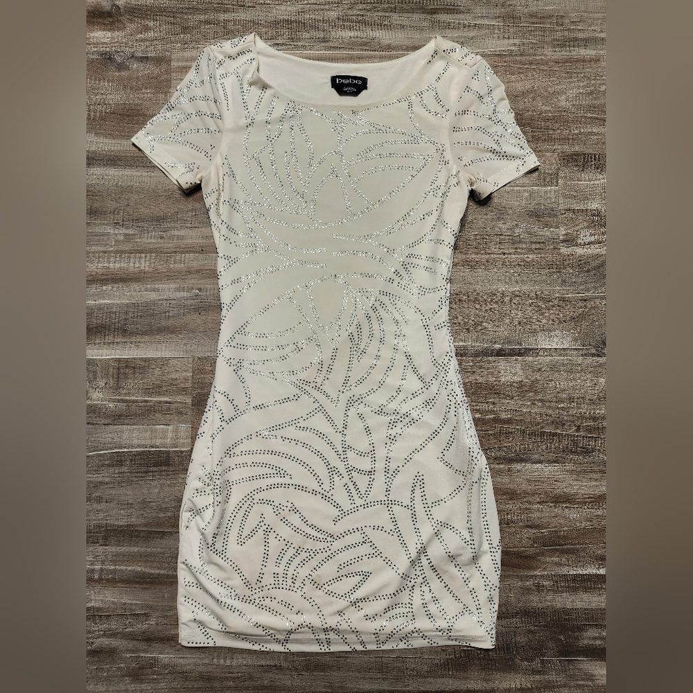 Bebe White Embellished Short Sleeve Dress